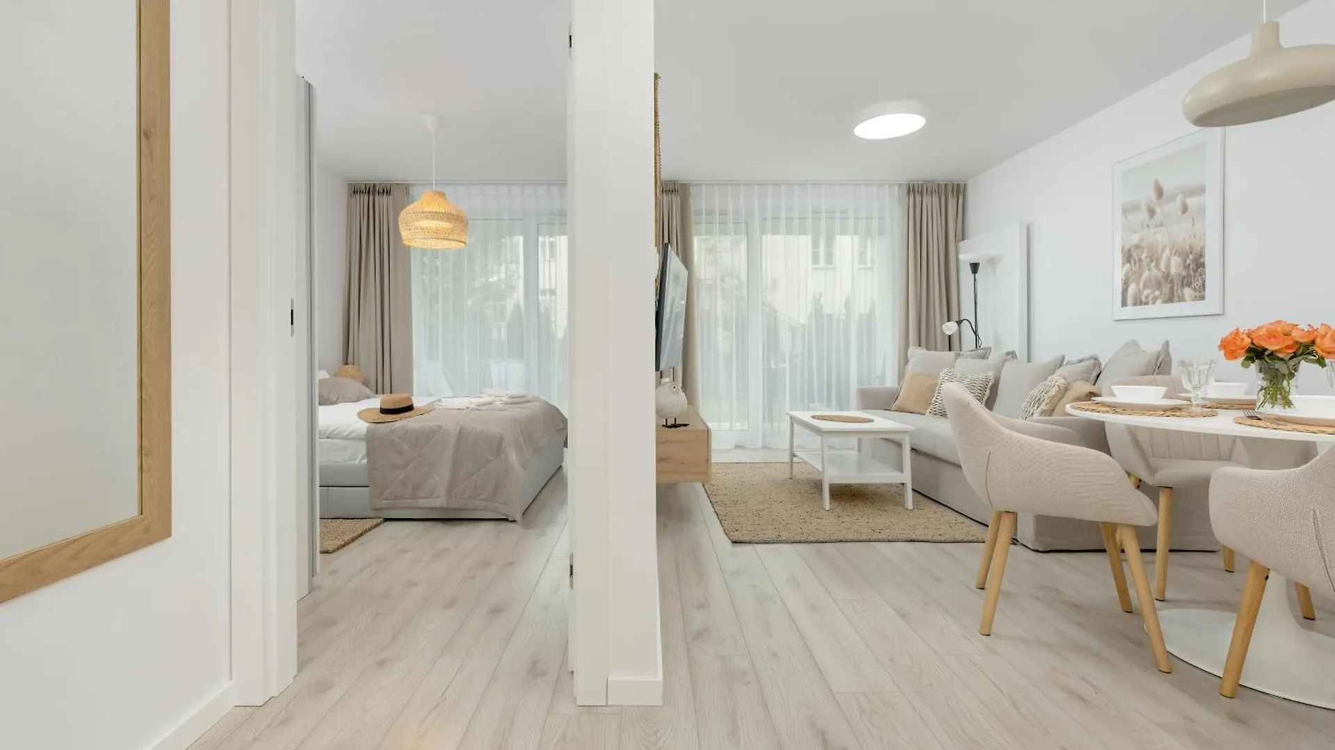 Apartment Seaside Apartamenty Whiteblue I Kolobrzeg Sauna & Fitness & Bawialnia Dla Dzieci & Rowerownia - W Cenie Pobytu