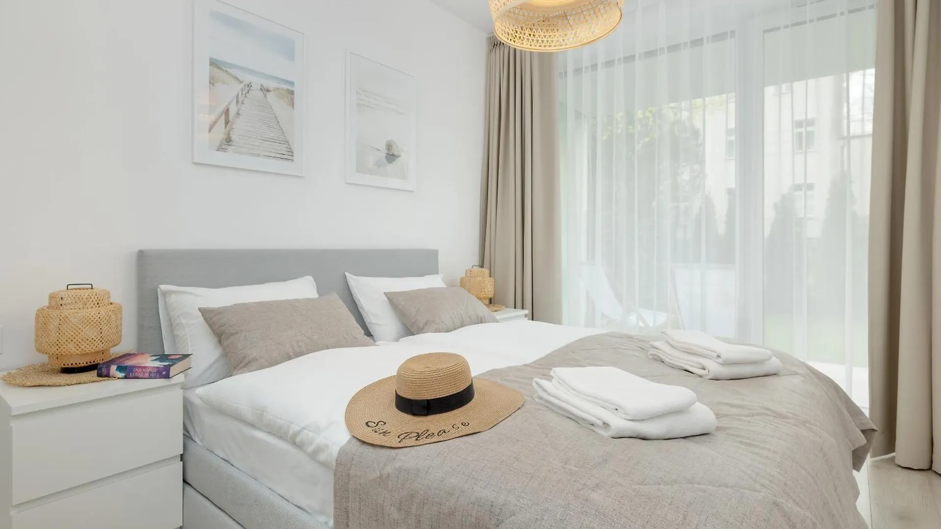 Seaside Apartamenty Whiteblue I Kolobrzeg Sauna & Fitness & Bawialnia Dla Dzieci & Rowerownia - W Cenie Pobytu 0*,  Poland