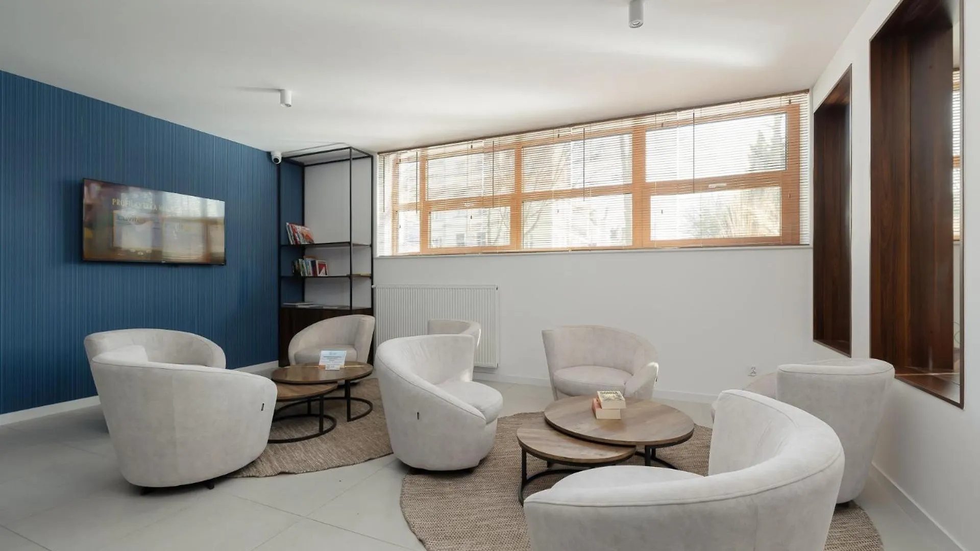 Seaside Apartamenty Whiteblue I Kolobrzeg Sauna & Fitness & Bawialnia Dla Dzieci & Rowerownia - W Cenie Pobytu 0*,  Poland